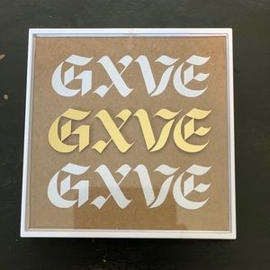 New Gwen Stefani eye shadow  "Simple kind of life" GXVE